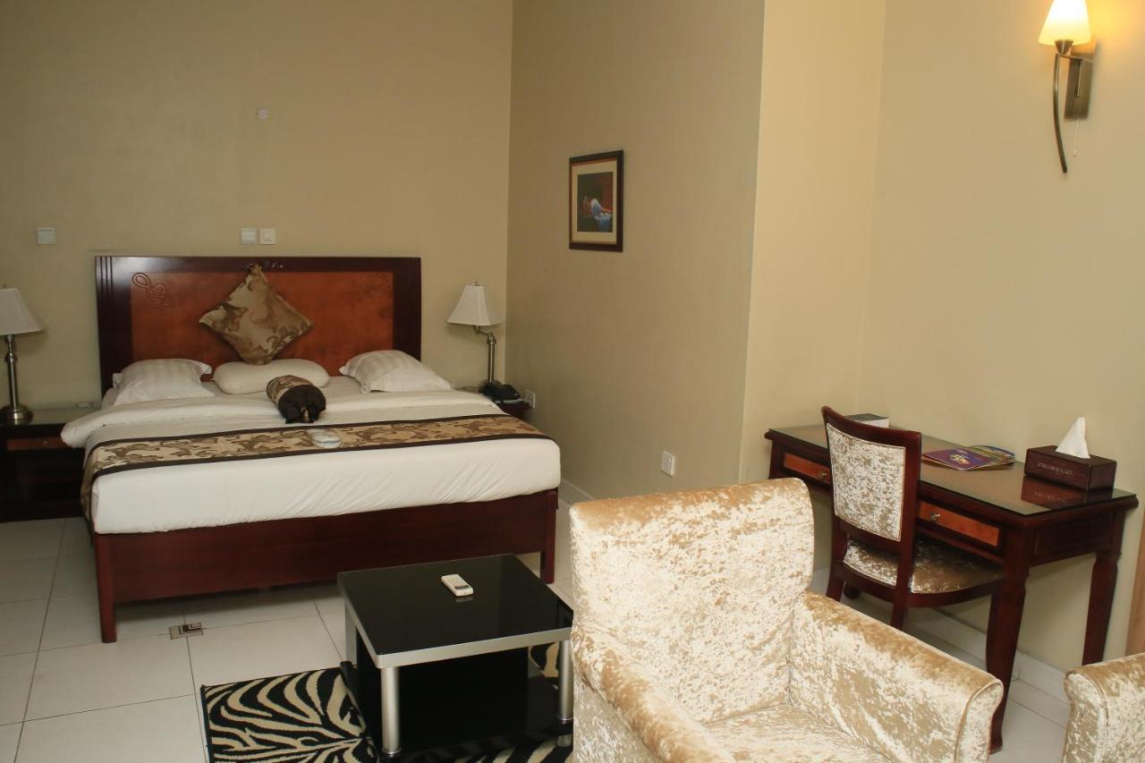 Oxygen Holiday Resort Owerri Eksteriør billede